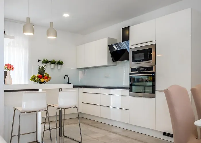 Kuca Za Odmor - Sibenik * 브로다리카