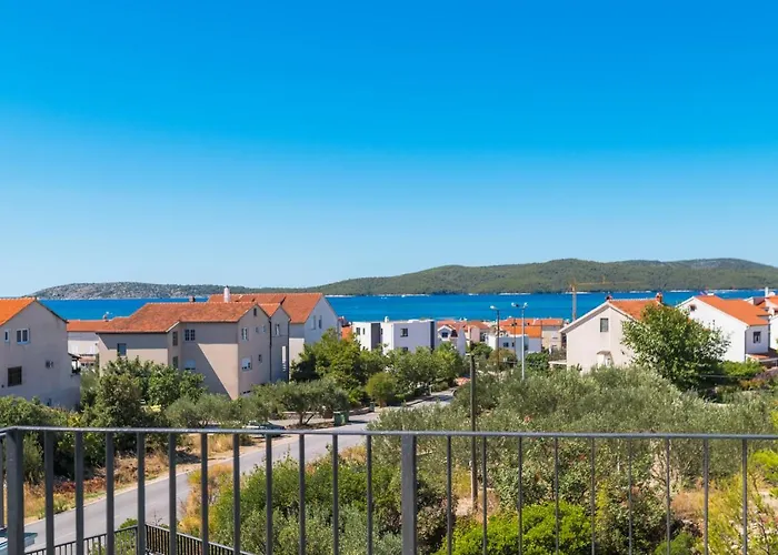 Kuca Za Odmor - Sibenik * Brodarica (Sibenik-Knin)